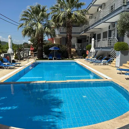 Family Apartahotel